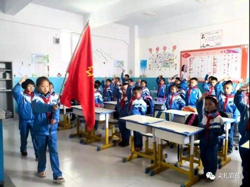 了解问题答案，请访问张国荣是八十年代的香港巨星，为何他的普通话讲的很好？平台